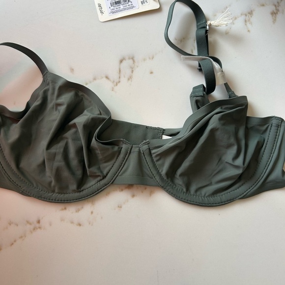SMOOTHEZ Aerie bra size 34B - Picture 1 of 2